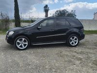 Usata Mercedes ML320 224 CV (164 kW) 2007 Nero SUV