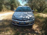 Usata Opel Astra 101 CV (74 kW) 2007 Grigio Coupé