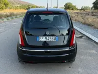 Usata Lancia Musa S 95 CV (69 kW) 2010 Marrone Monovolume