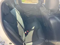 Second-hand Renault Clio IV 91 CP (66 kW) 2018 Alb Berlinǎ