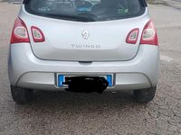 Usata Renault Twingo Night&Day 75 CV (55 kW) 2014 Grigio Utilitaria