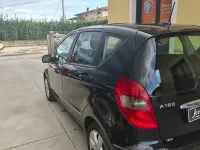Usata Mercedes A180 Avantgarde 109 CV (80 kW) 2010 Nero Berlina