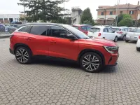 Usata Renault Austral Iconic 131 CV (96 kW) 2023 Rosso SUV