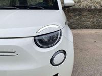 Usata Fiat 500e Icon 42 kW (58 CV) 2021 Bianco Utilitaria