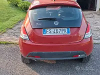 Usado Lancia Ypsilon 69 HP (50 kW) 2018 Vermelho Citadino