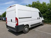 Usata Opel Movano 140 CV (102 kW) 2024 Bianco pastello Furgone