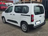 Usata Citroën Berlingo Live 102 CV (75 kW) 2021 Bianco Monovolume