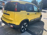 Usata Fiat Panda Cross Cross 70 CV (51 kW) 2024 Giallo Utilitaria