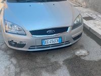 Usata Ford Focus 110 CV (80 kW) 2006 Grigio Station wagon
