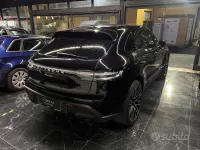 Usata Porsche Macan 265 CV (194 kW) 2022 Nero SUV