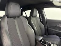Begagnad Peugeot 2008 GT 131 HK (96 kW) 2023 Grå SUV