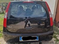 Usata Mitsubishi Colt Invite 95 CV (69 kW) 2005 Nero Utilitaria