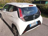 Usata Toyota Aygo Business Edition 69 CV (50 kW) 2018 Bianco Utilitaria