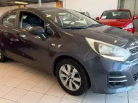 Usata Kia Rio 85 CV (62 kW) 2016 Grigio Utilitaria