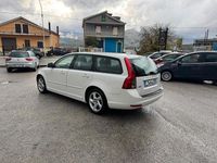 Usata Volvo V50 R-Design 115 CV (84 kW) 2012 Bianco Station wagon