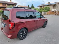 Usata Nissan Townstar Tekna 131 CV (96 kW) 2023 Rosso Furgone