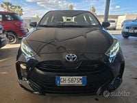 Usata Toyota Yaris Hybrid Trend 92 CV (67 kW) 2022 Grigio Berlina