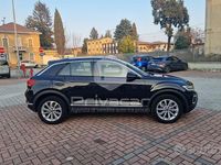 Usata VW T-Roc Style 150 CV (110 kW) 2023 Nero SUV