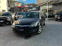 Usata Opel Astra Enjoy 90 CV (66 kW) 2006 Nero Berlina