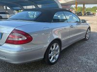 Usata Mercedes CLK320 218 CV (160 kW) 2004 Grigio Cabrio