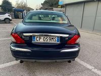 Usata Jaguar F-Type 266 CV (195 kW) 2004 Blu/azzurro Berlina