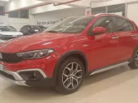 Usata Fiat Tipo Cross 101 CV (74 kW) 2022 Rosso Berlina
