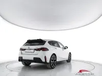 Nuova BMW 118 M Sport 150 CV (110 kW) 2026 Alpin white pastello Utilitaria