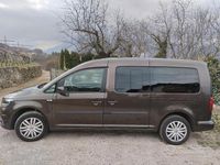 Usata VW Caddy Maxi 102 CV (75 kW) 2016 Marrone Monovolume