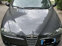 Usata Alfa Romeo 147 120 CV (88 kW) 2007 Nero Utilitaria