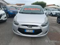 Usata Hyundai ix20 Comfort 90 CV (66 kW) 2014 Grigio Utilitaria