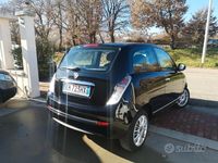 Usata Lancia Ypsilon 75 CV (55 kW) 2011 Nero Utilitaria