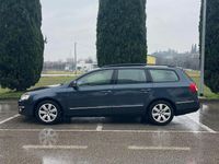 Usata VW Passat 75 CV (55 kW) 2008 Blu Berlina