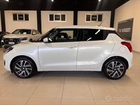 Usata Suzuki Swift 83 CV (61 kW) 2023 Bianco Utilitaria