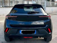 Usata Opel Mokka Sport 101 CV (74 kW) 2024 Nero SUV