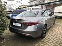 Usata Alfa Romeo Giulia Business Launch Edition 150 CV (110 kW) 2017 Grigio Berlina