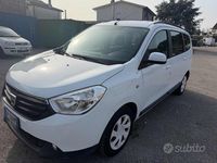 Begagnad Dacia Lodgy 110 HK (80 kW) 2012 Vit Minibuss
