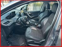 Usata Peugeot 2008 120 CV (88 kW) 2019 Grigio SUV