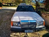Usata Mercedes 200 72 CV (52 kW) 1987 Bianco Berlina