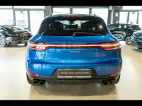 Usata Porsche Macan 245 CV (180 kW) 2019 Azzurro met. tetto nero SUV