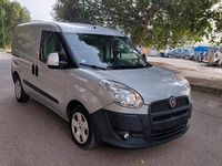 Usata Fiat Doblò 119 CV (87 kW) 2011 Grigio Monovolume