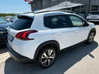 Usata Peugeot 2008 Allure 102 CV (75 kW) 2018 Bianco SUV