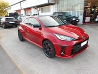 Usata Toyota Yaris 261 CV (191 kW) 2023 Rosso Utilitaria