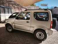 Usata Suzuki Jimny 81 CV (59 kW) 2000 Grigio SUV