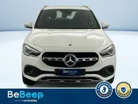 Usata Mercedes GLA200 150 CV (110 kW) 2021 Bianco pastello SUV