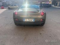 Usata Ferrari California 2009 Grigio Cabrio