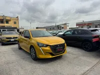 Usata Peugeot 208 Active 75 CV (55 kW) 2023 Oro Utilitaria