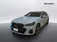 Usata BMW 520 Comfort Edition 197 CV (144 kW) 2024 Brooklyn grey metallic Station wagon
