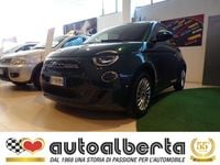 Usata Fiat 500e Action 69 kW (95 CV) 2023 Ocean green Utilitaria