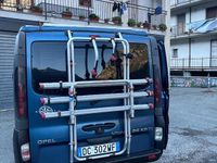 Usata Opel Vivaro 2006 Blu Monovolume