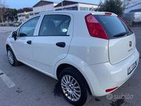 Usata Fiat Punto Lounge 77 CV (56 kW) 2015 Bianco Berlina